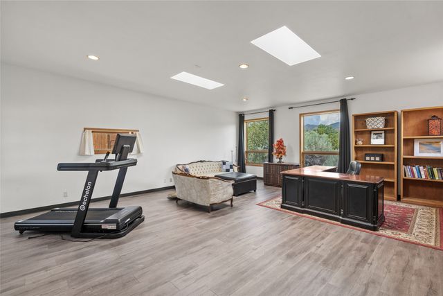 125 Chamiso, Santa Fe, NM 87505