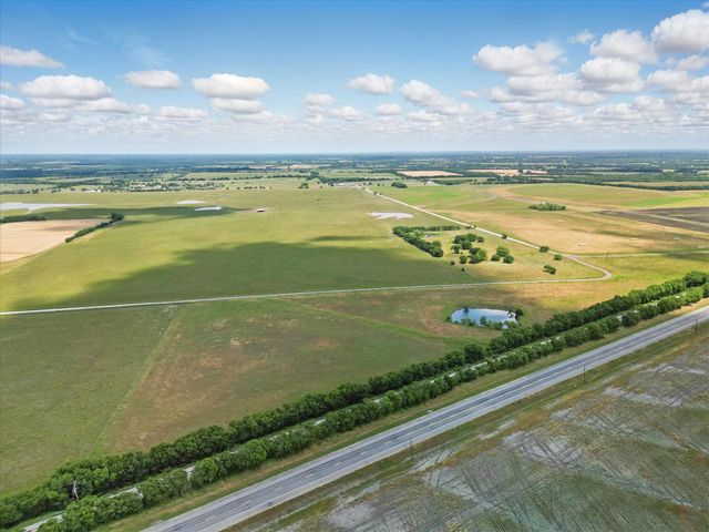 6512 County Road 1050, Celeste, TX 75423