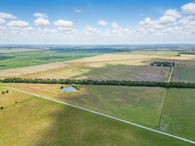6512 County Road 1050, Celeste, TX 75423