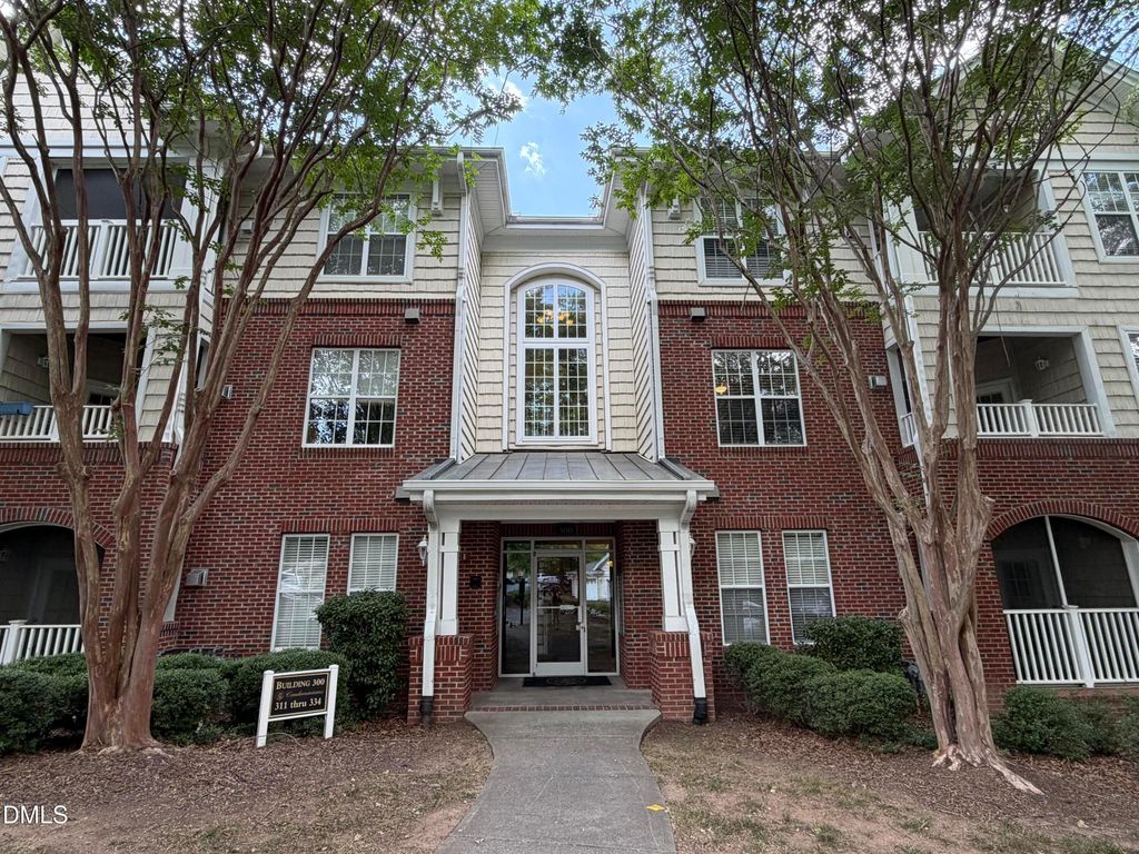 312 Providence Glen Drive, Chapel Hill, NC 27514