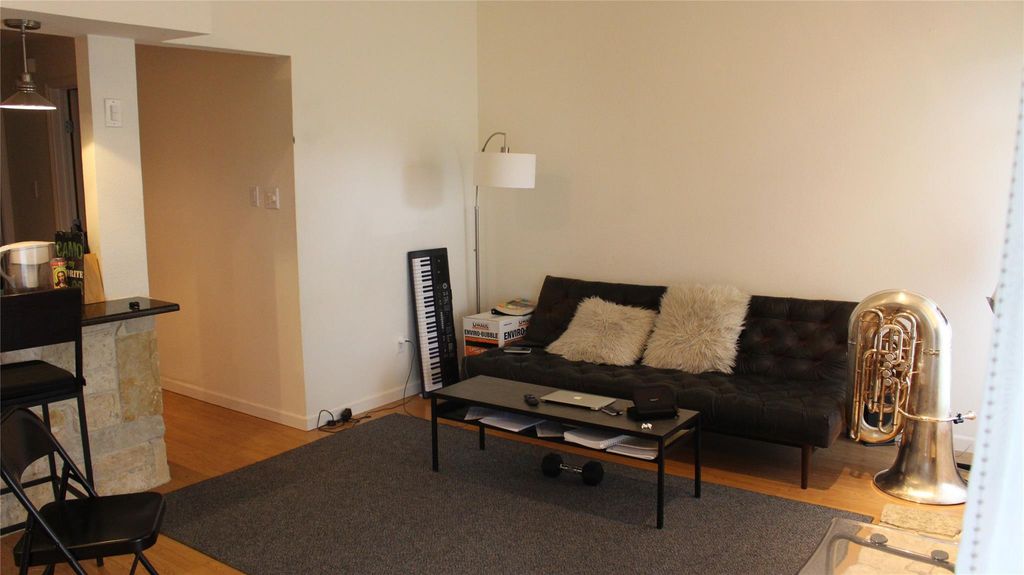 612 Park PL 302, Austin, TX 78705