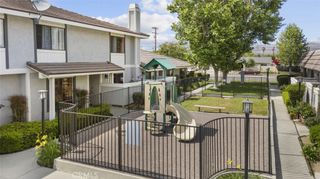 2346 Royal Avenue 9, Simi Valley, CA 93065