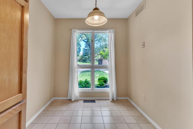 826 Earhart Road, Ann Arbor, MI 48105