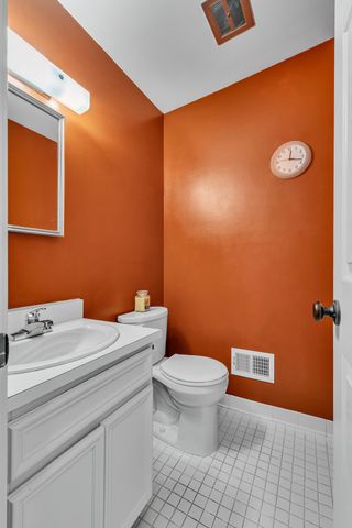 826 Earhart Road, Ann Arbor, MI 48105