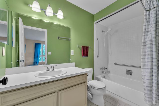 826 Earhart Road, Ann Arbor, MI 48105