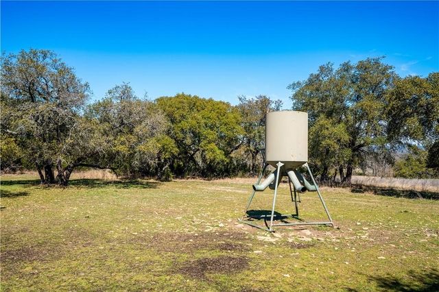 400 Indian Hills Road, Gatesville, TX 76528