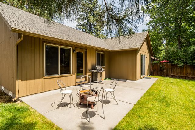 19917 Antler Point Drive, Bend, OR 97702