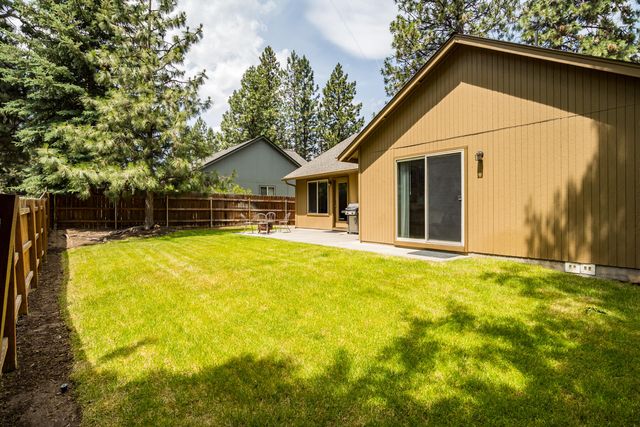 19917 Antler Point Drive, Bend, OR 97702