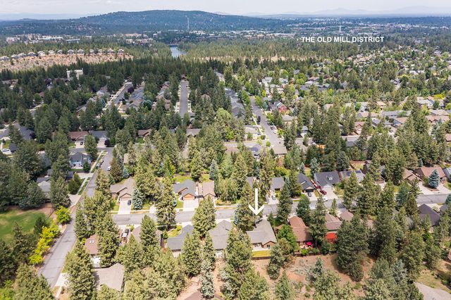 19917 Antler Point Drive, Bend, OR 97702