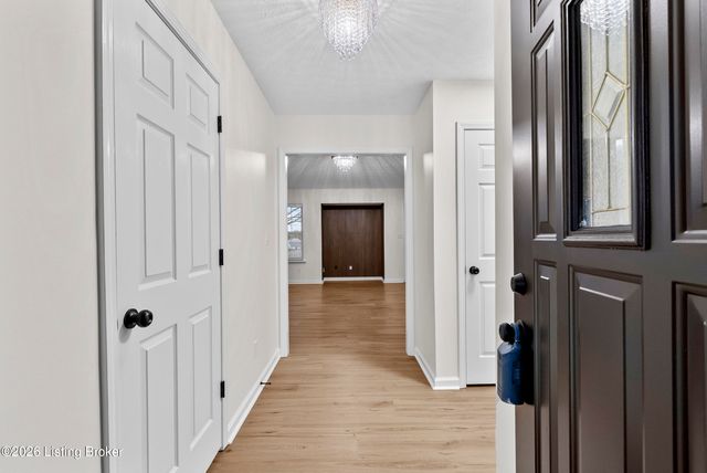 11312 United Blvd, Louisville, KY 40229