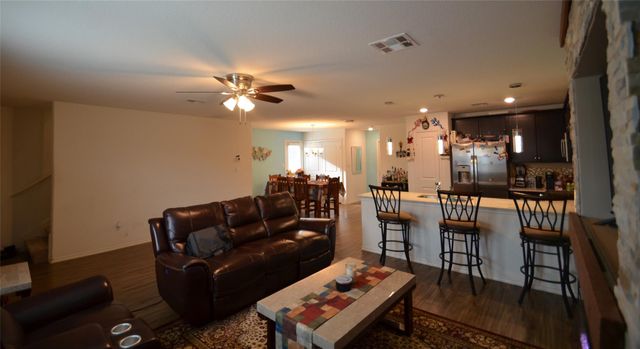 13706 Mussel RUN, Elgin, TX 78621