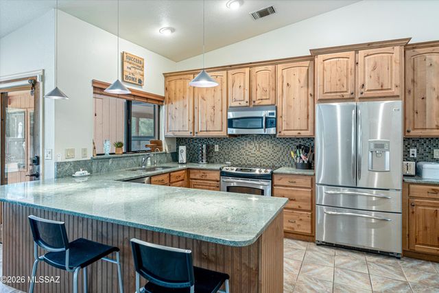 5747 N Via Umbrosa, Tucson, AZ 85750