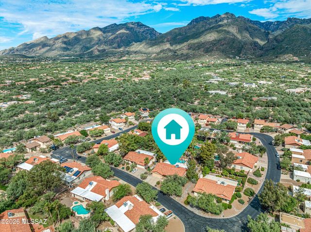 5747 N Via Umbrosa, Tucson, AZ 85750
