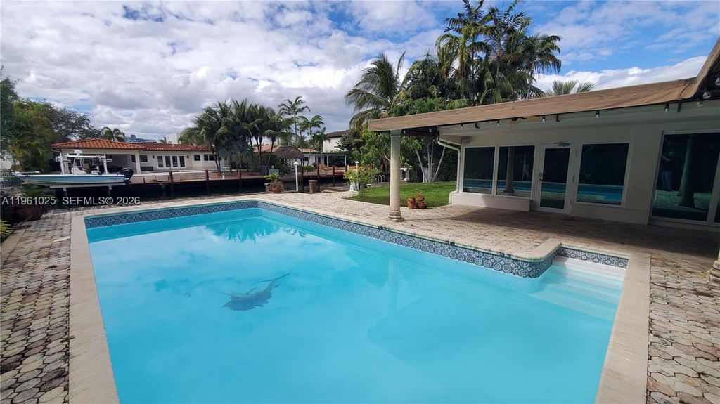 13000 Coronado Ln, North Miami, FL 33181