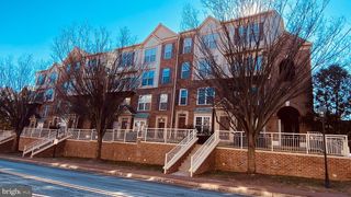 10369 SAGER AVENUE # 302, Fairfax, VA 22030