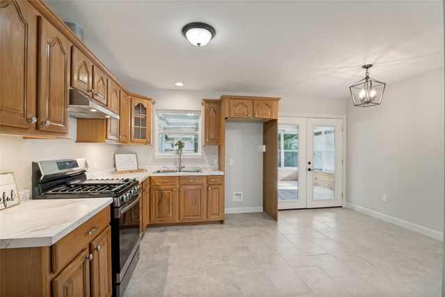 110 W Marguerita Drive, Garland, TX 75040