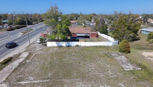 722 N Martin Luther King Junior Boulevard, Panama City, FL 32401