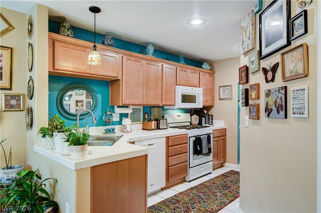 513 Amber Horizon Street, Henderson, NV 89015