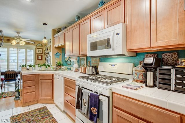 513 Amber Horizon Street, Henderson, NV 89015