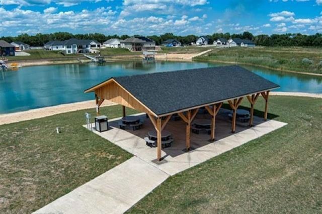 1151 Vista Sur Dr, Salina, KS 67401