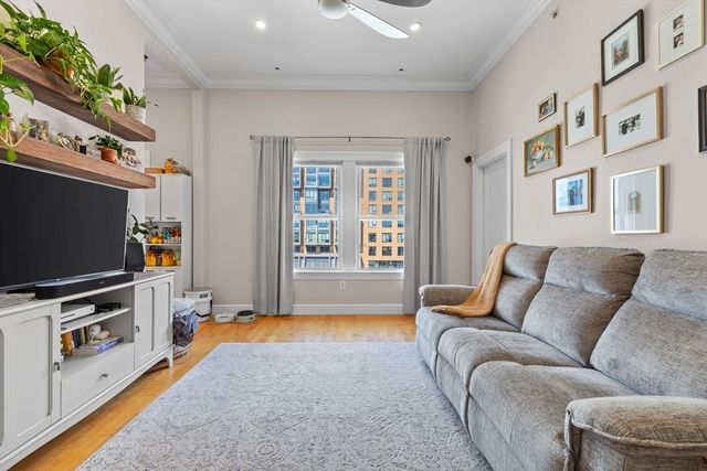 7 Stillman Pl 10, Boston, MA 02113