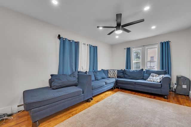 36 Upland Ave, Webster, MA 01570