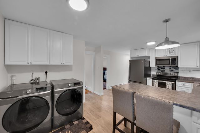 36 Upland Ave, Webster, MA 01570