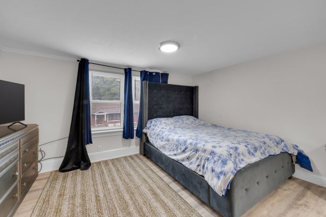 36 Upland Ave, Webster, MA 01570