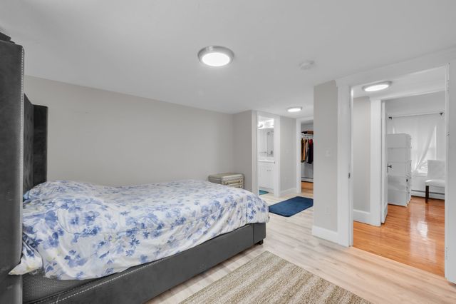 36 Upland Ave, Webster, MA 01570