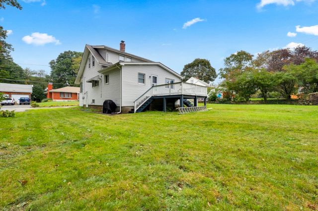 36 Upland Ave, Webster, MA 01570