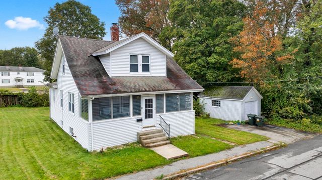 36 Upland Ave, Webster, MA 01570