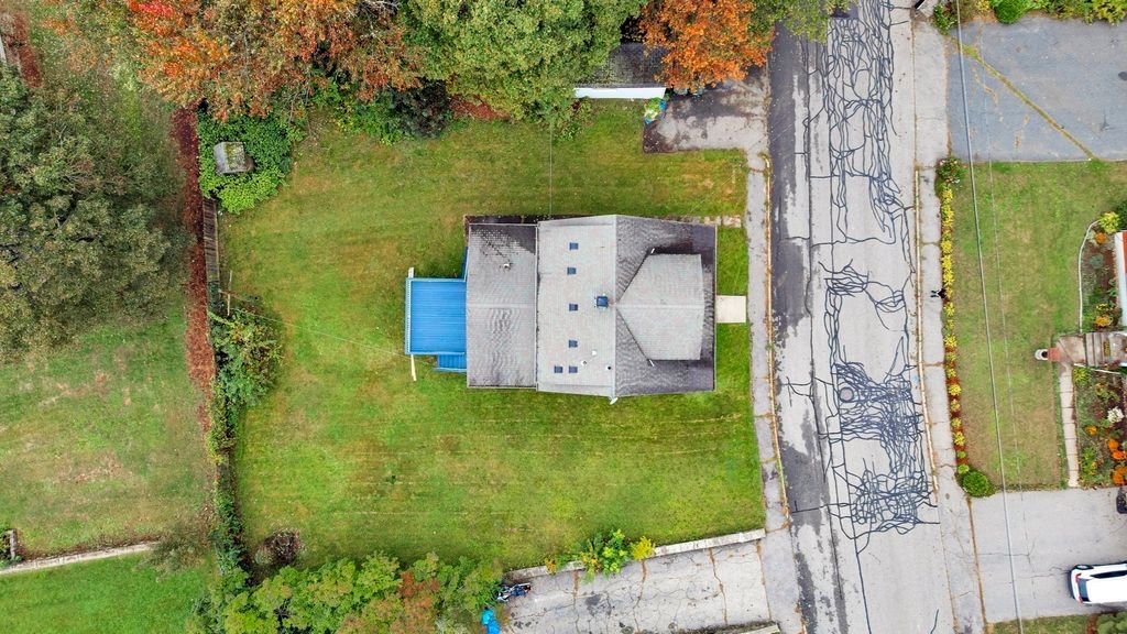 36 Upland Ave, Webster, MA 01570