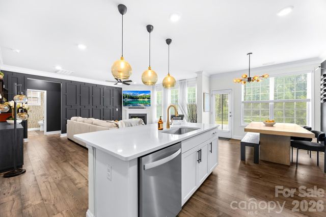 104 Aviendha Lane, Troutman, NC 28166