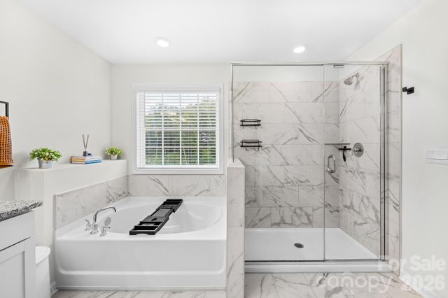 104 Aviendha Lane, Troutman, NC 28166