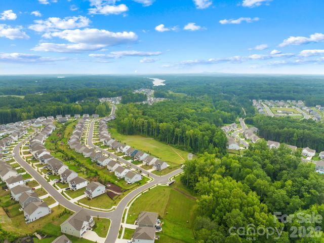 104 Aviendha Lane, Troutman, NC 28166