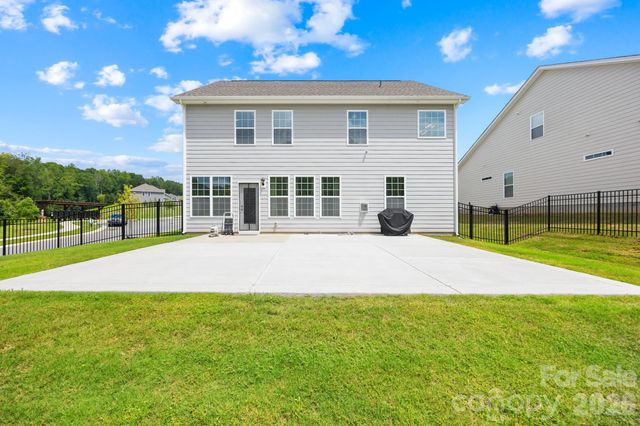 104 Aviendha Lane, Troutman, NC 28166