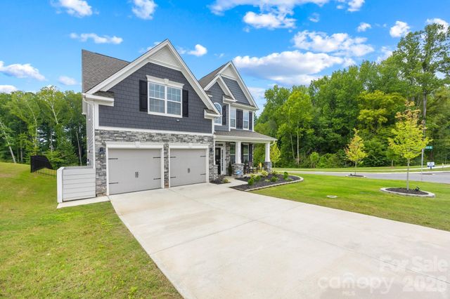 104 Aviendha Lane, Troutman, NC 28166
