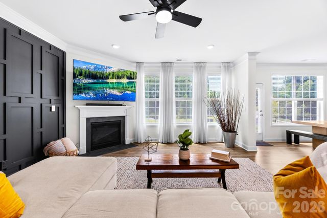 104 Aviendha Lane, Troutman, NC 28166