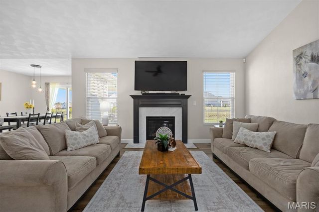 3725 Osprey Court, Shiloh, IL 62221