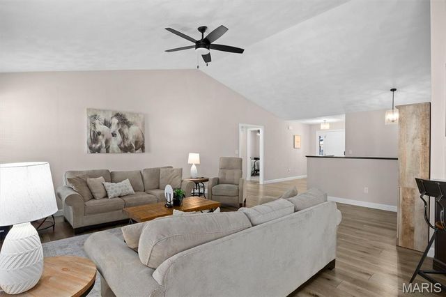 3725 Osprey Court, Shiloh, IL 62221