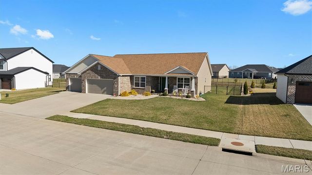 3725 Osprey Court, Shiloh, IL 62221