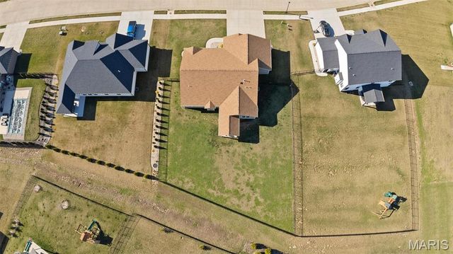 3725 Osprey Court, Shiloh, IL 62221