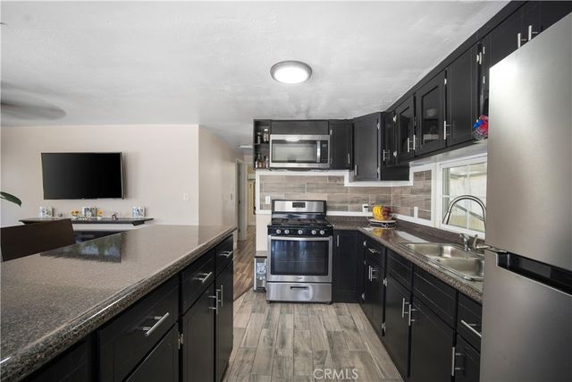 348 394 Petrol Road, Bakersfield, CA 93308