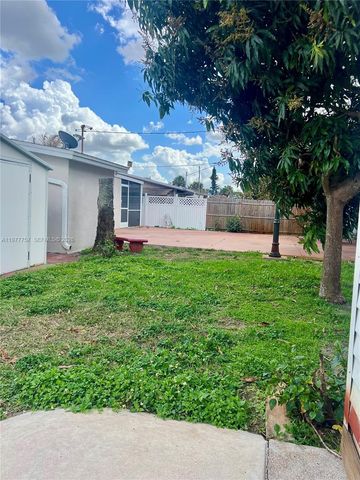 321 ALABAMA RD S, Lehigh Acres, FL 33936