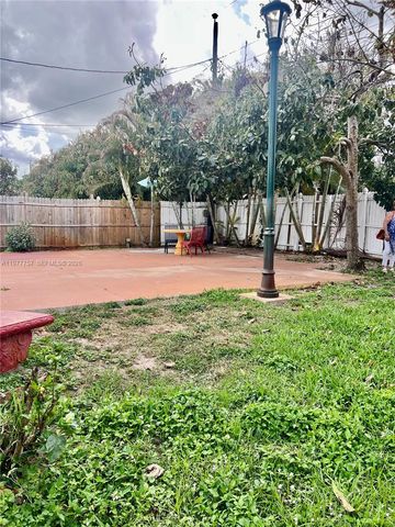 321 ALABAMA RD S, Lehigh Acres, FL 33936