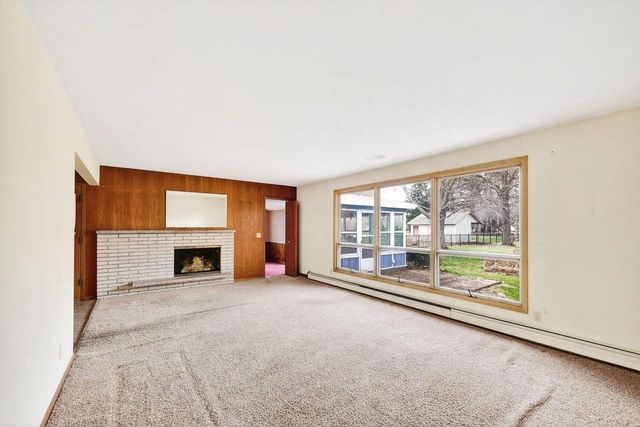 4805 Midmoor Road, Monona, WI 53716