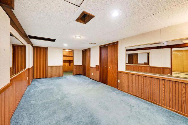 4805 Midmoor Road, Monona, WI 53716