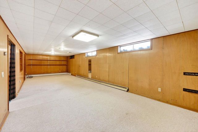 4805 Midmoor Road, Monona, WI 53716