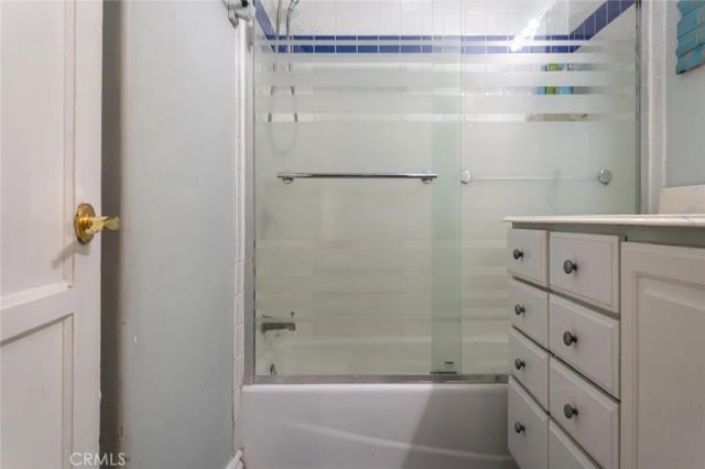 5606 Bellflower, Lakewood, CA 90713