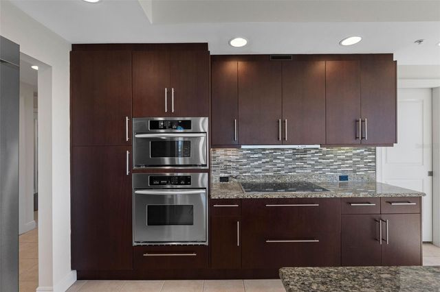 5823 BOWEN DANIEL DRIVE 401, Tampa, FL 33616